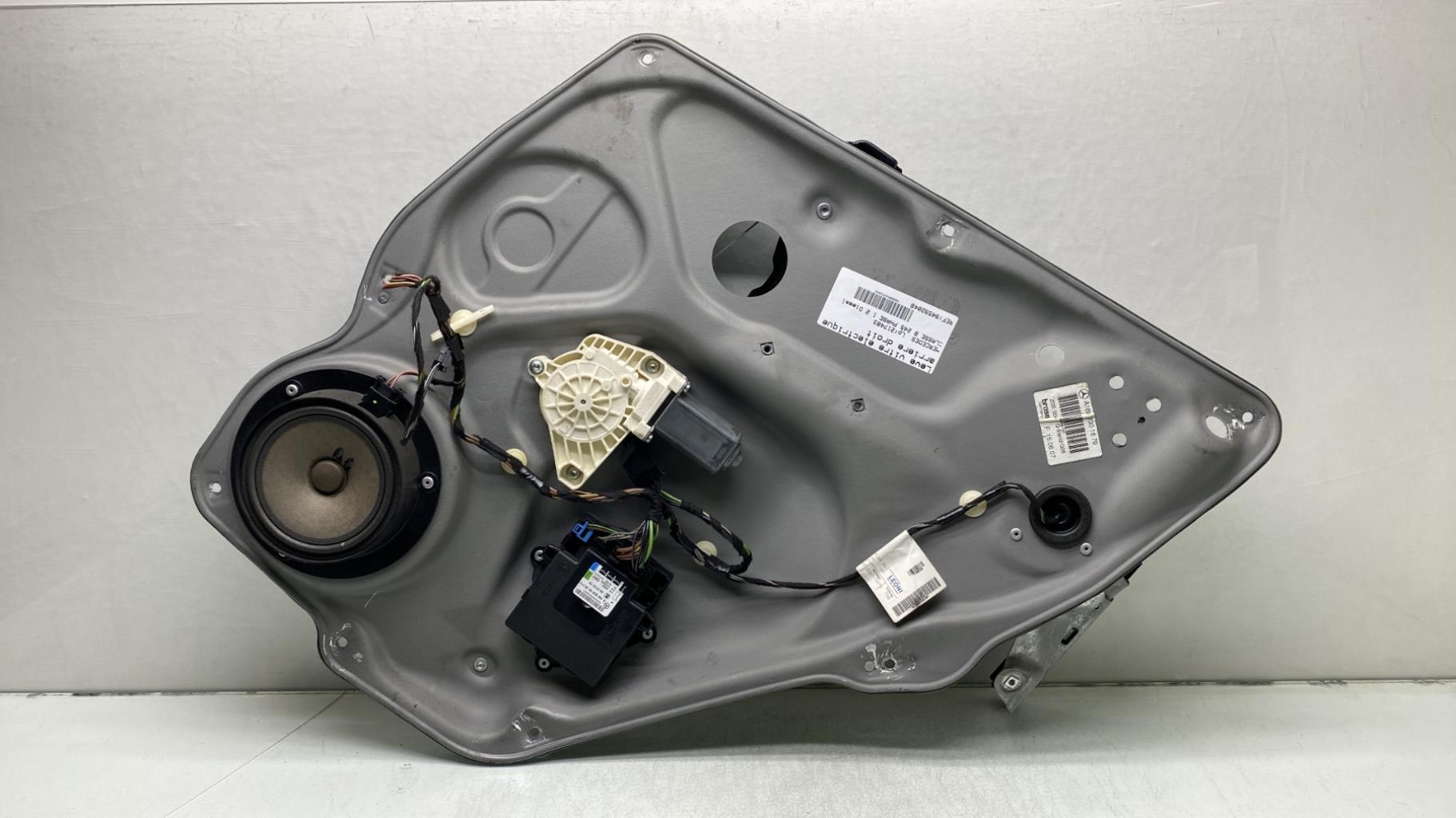Alzacristalli elettrico posteriore destro MERCEDES CLASSE B 245 PHASE 1 Diésel - 1