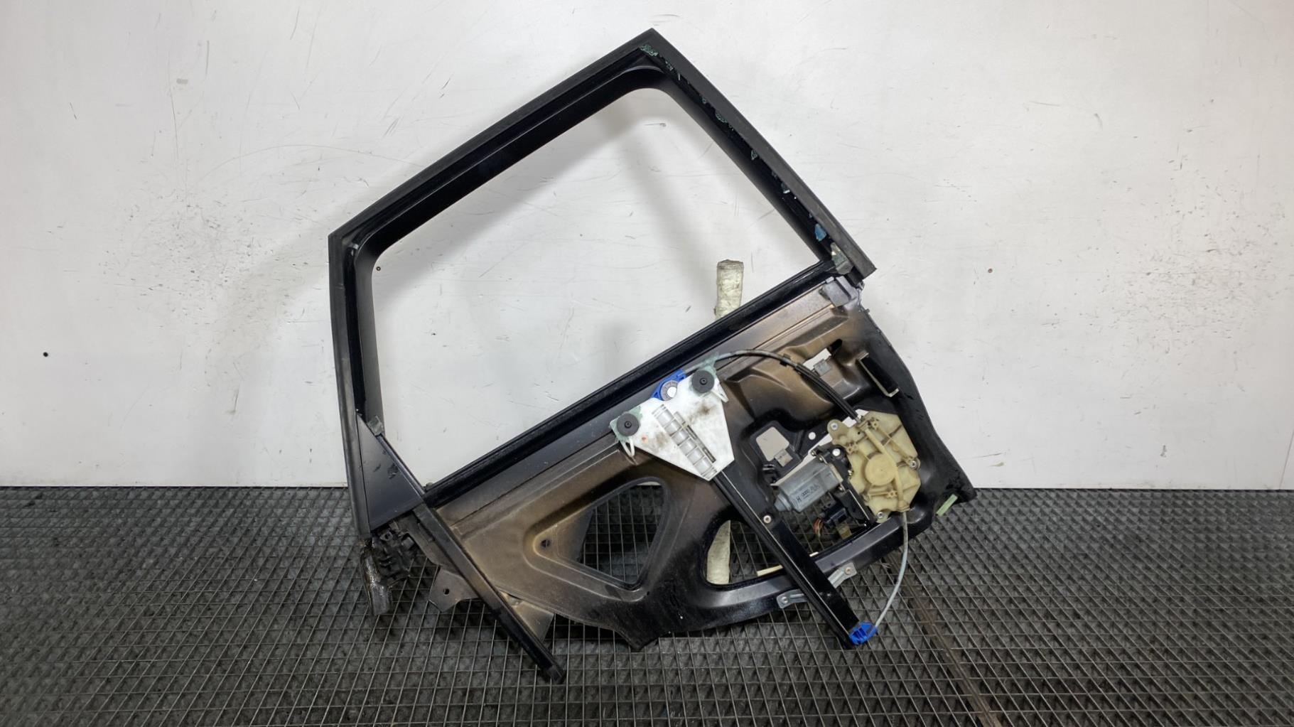 Alzacristalli elettrico posteriore destro AUDI A3 1 PHASE 1 Diésel - 1