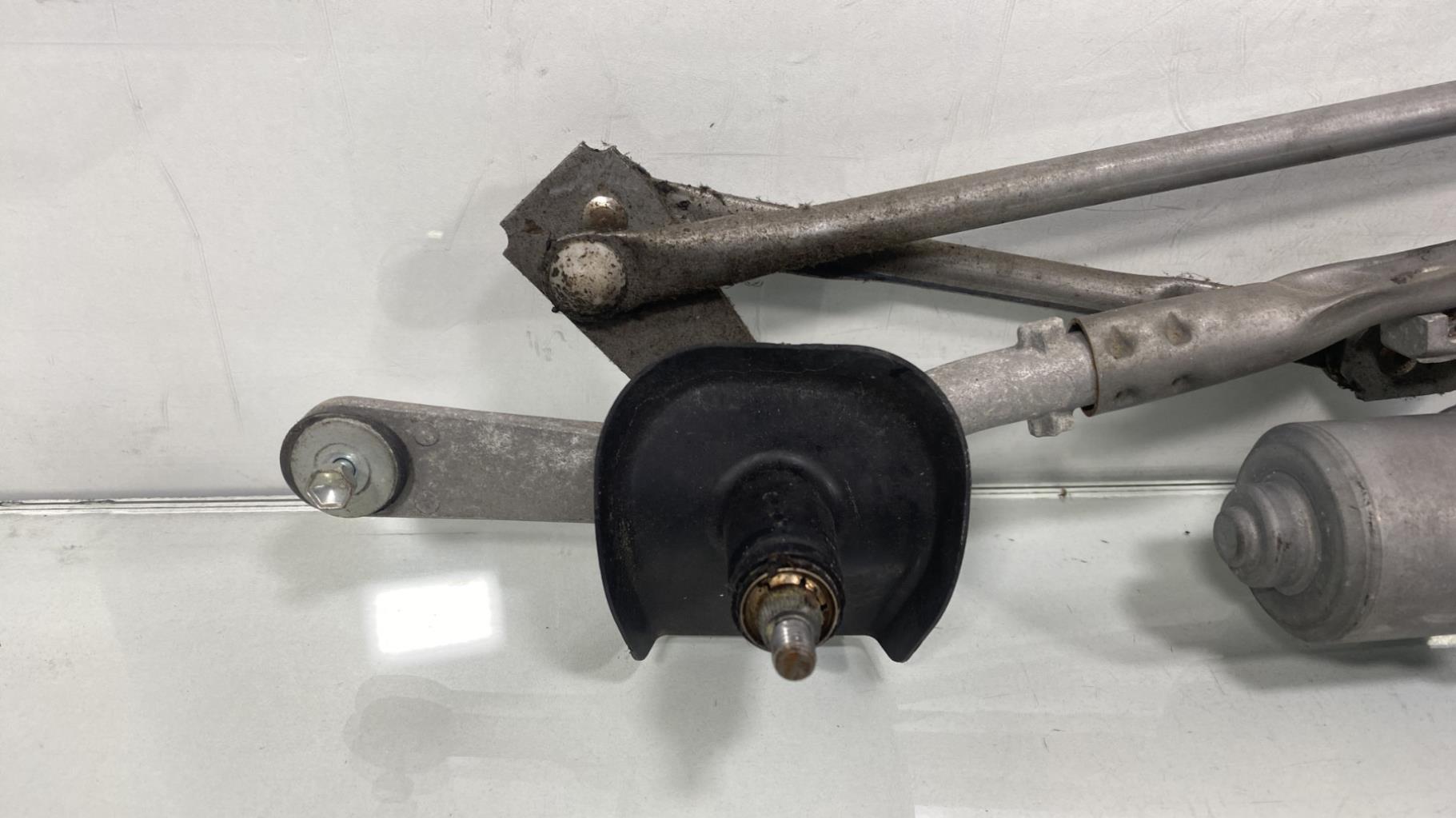 Motore tergicristallo anteriore SUZUKI IGNIS 3 Gasolina/Híbrido - 1