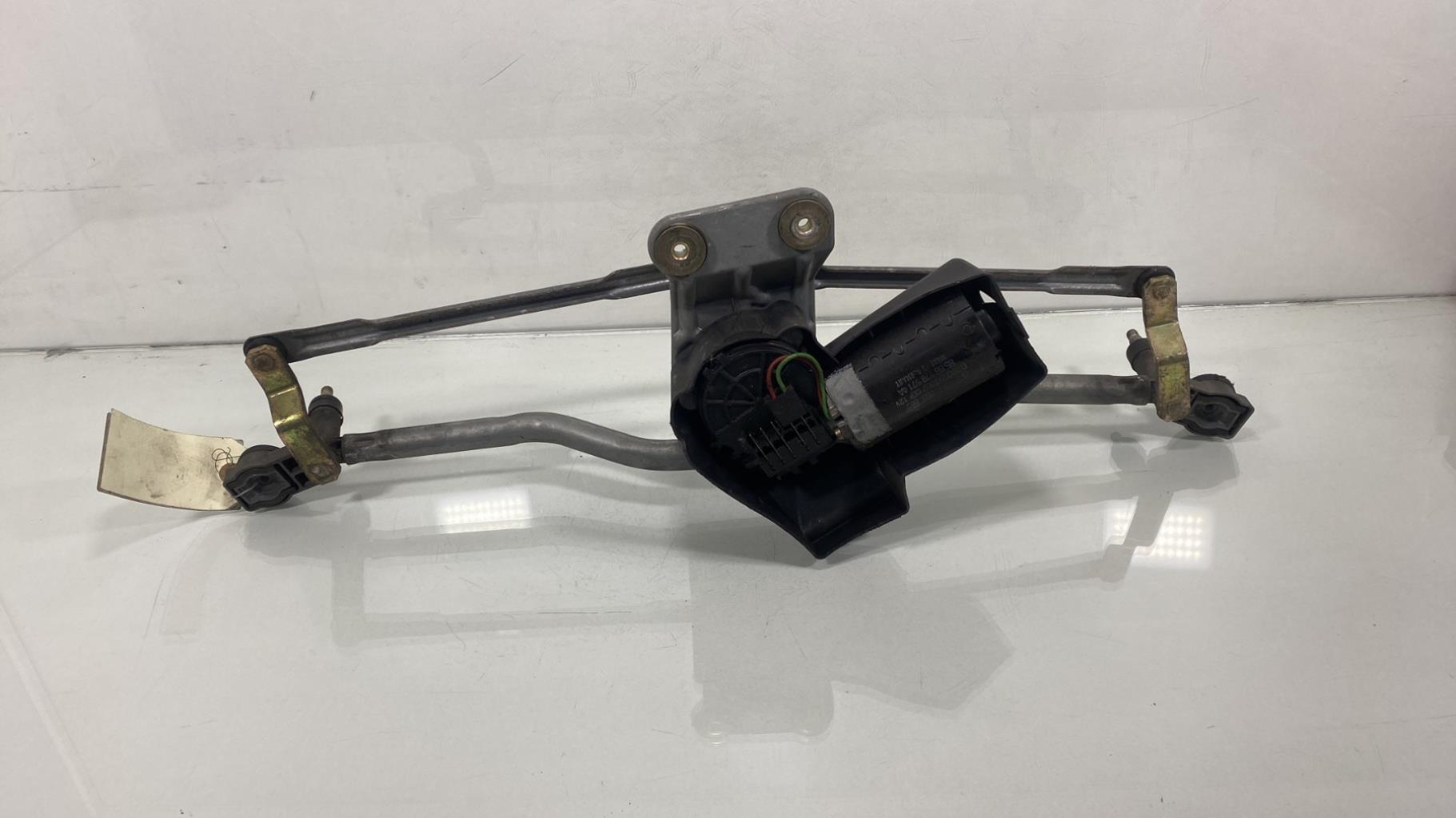 Motore tergicristallo anteriore FORD ESCORT 6 Gasolina - 1