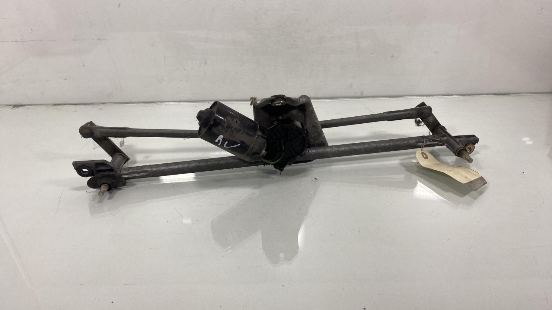 Motore tergicristallo anteriore VOLKSWAGEN VENTO  - 1