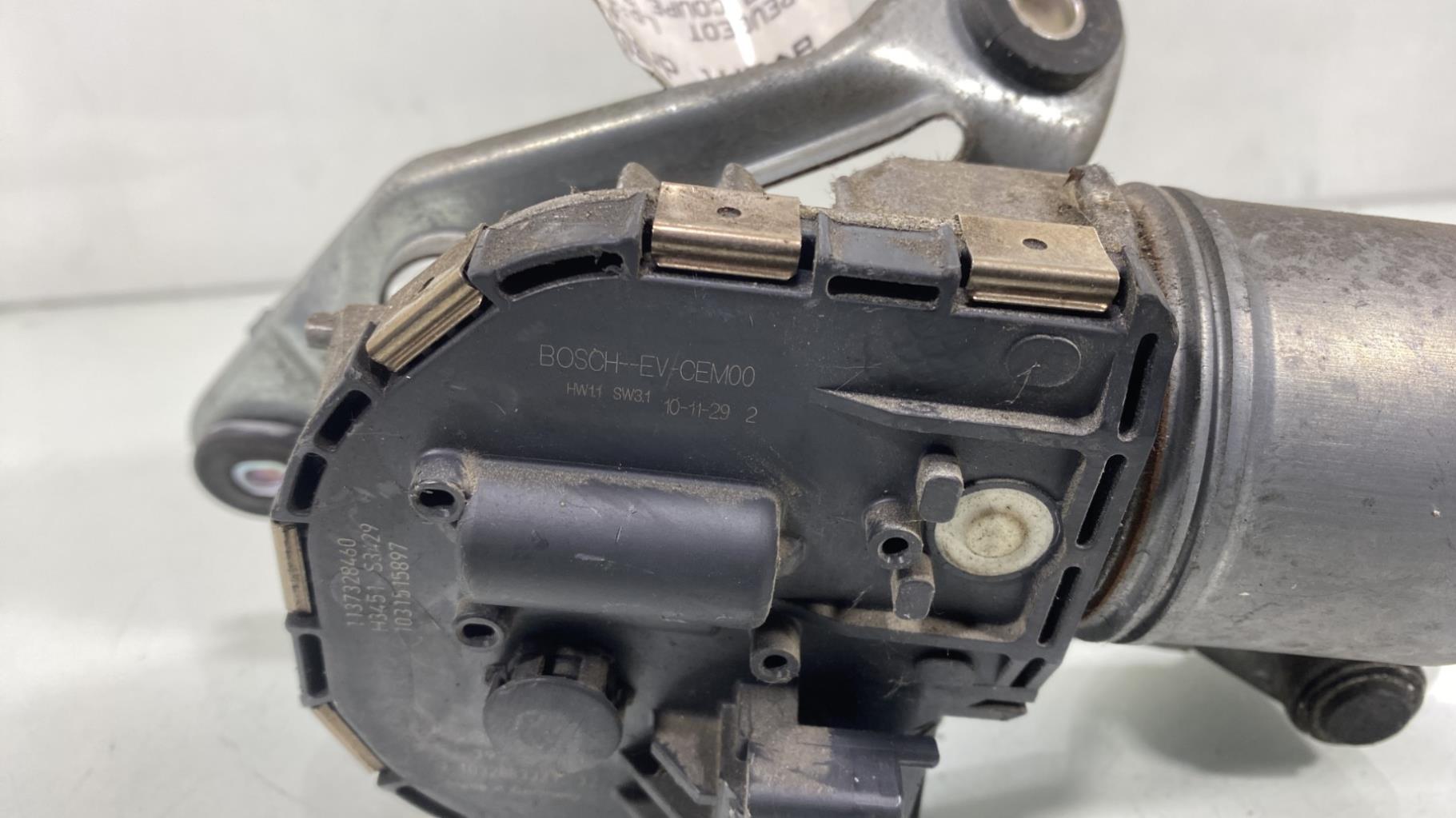 Motore tergicristallo anteriore destro PEUGEOT 407 COUPE Diésel - 1