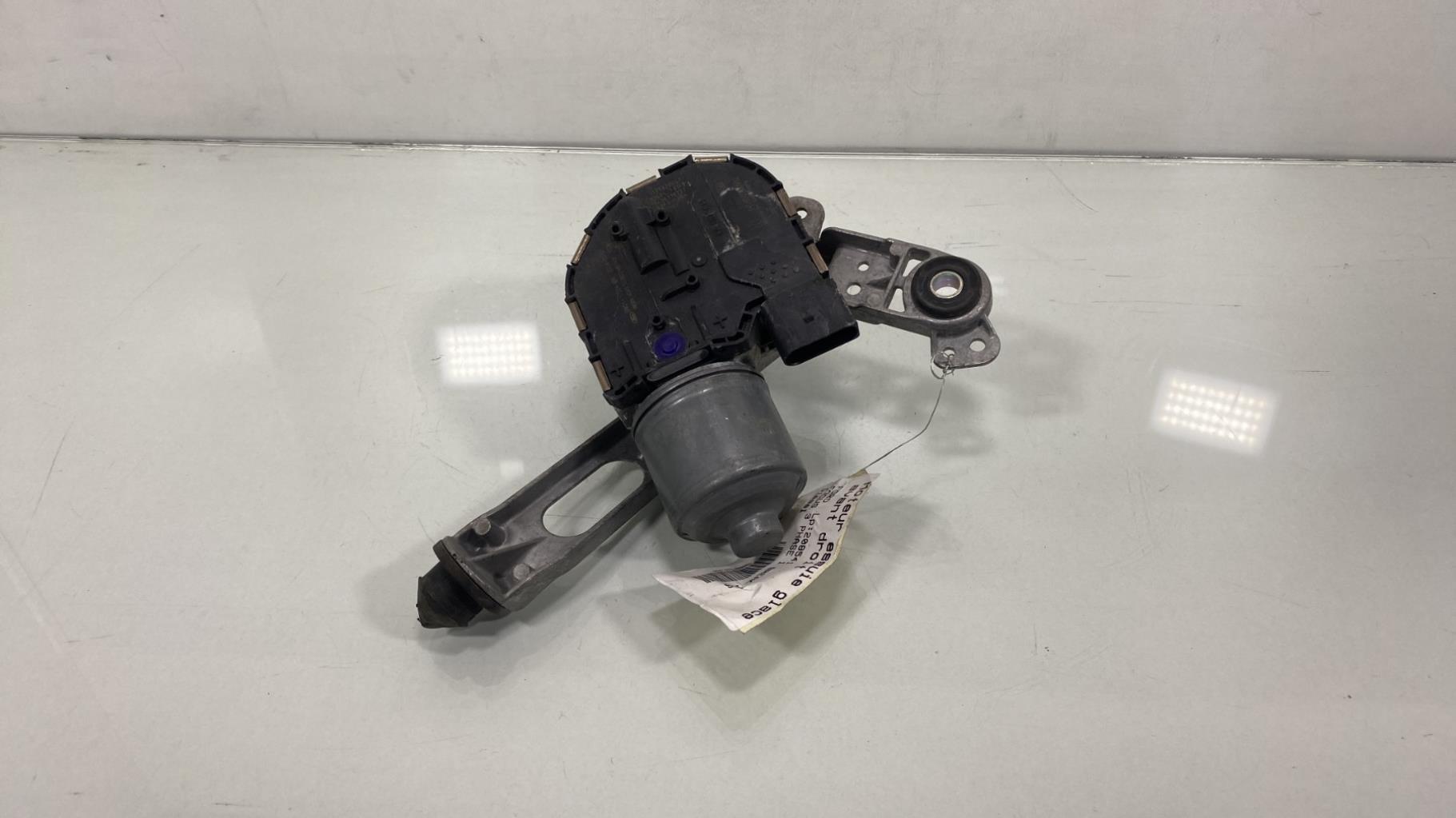 Motore tergicristallo anteriore destro FORD FOCUS 3 PHASE 1 BREAK Diésel - 1