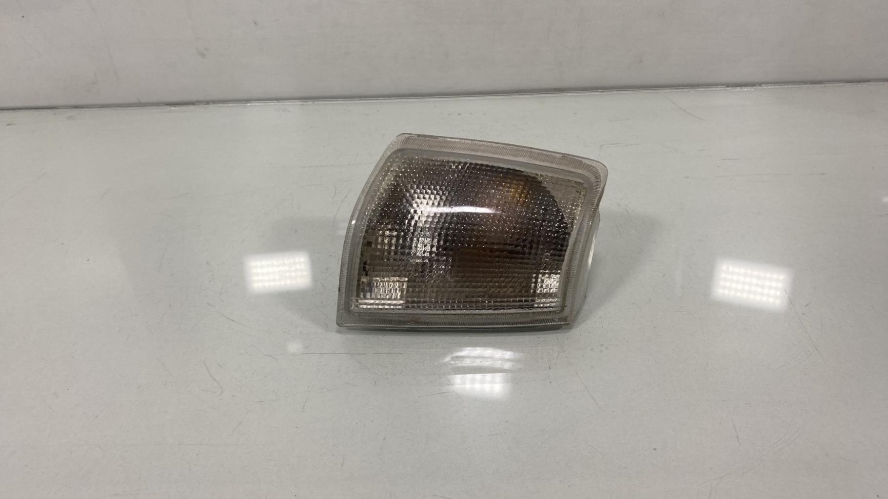 Optique avant secondaire droit (feux)(clignotant) OPEL CORSA A  - 1