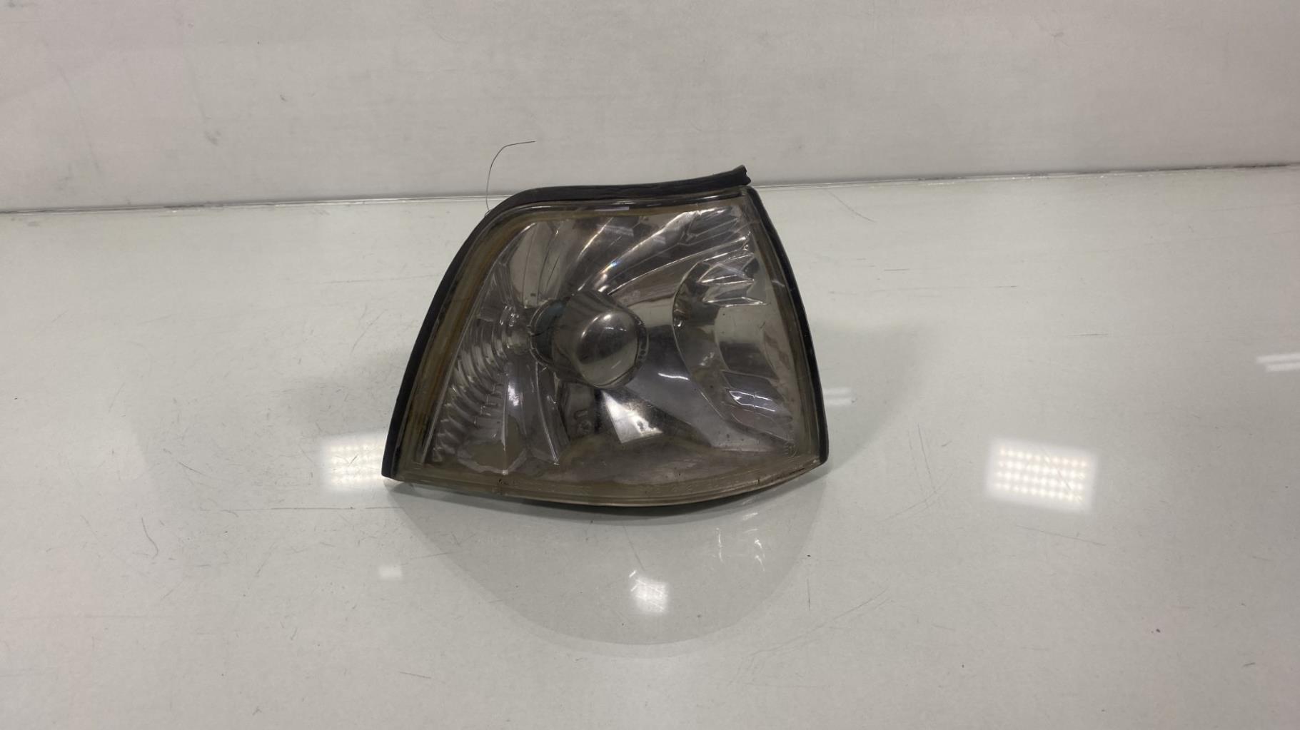 Gruppo ottico anteriore secondario destro (luci)(freccia) BMW SERIE 3 E36 Diésel - 1
