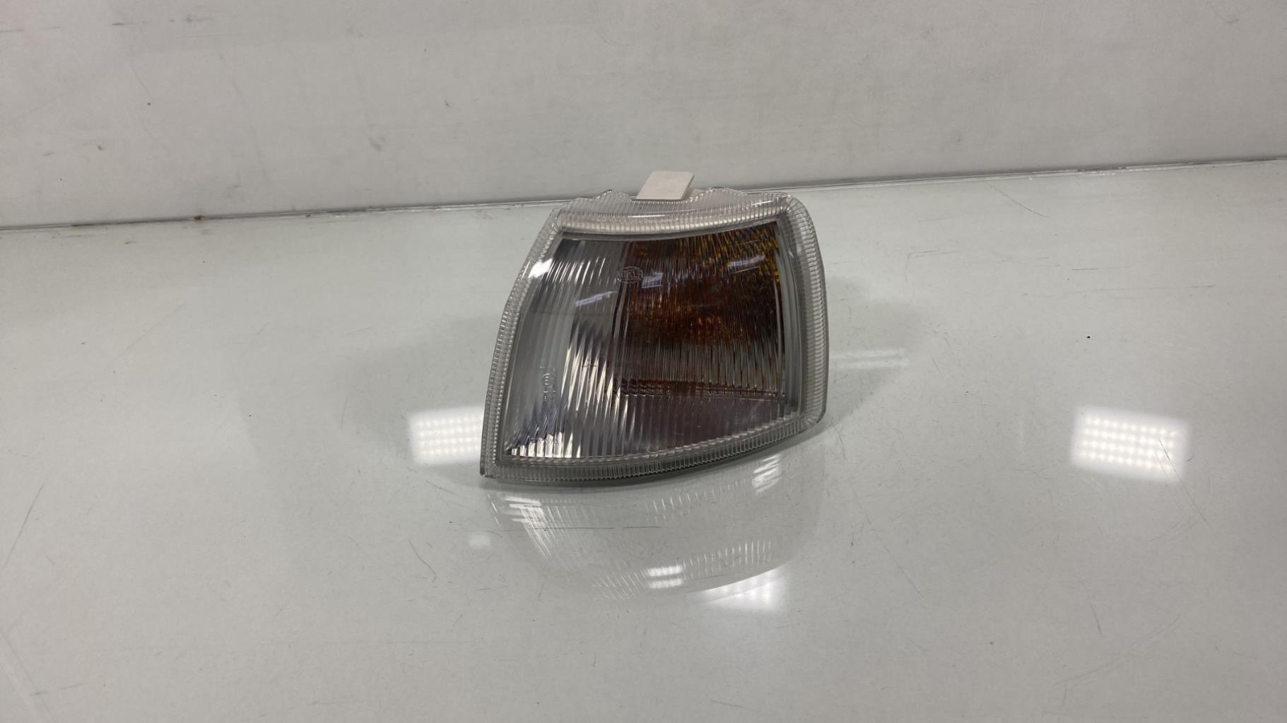 Optique avant secondaire gauche (feux)(clignotant) OPEL VECTRA A PHASE 1 Essence - 1