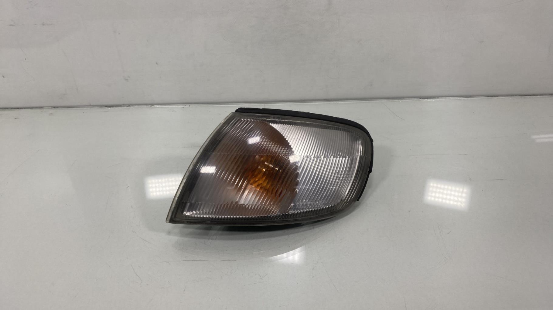 Gruppo ottico anteriore secondario sinistro (luci)(freccia) NISSAN ALMERA 1 Diésel - 1