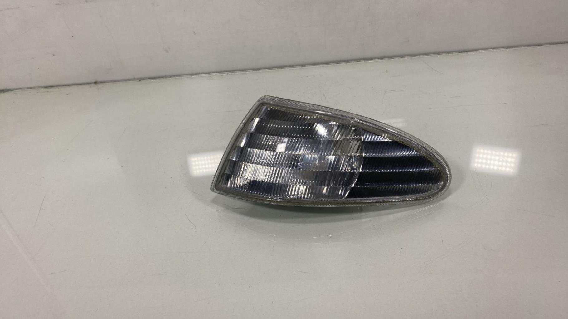 Gruppo ottico anteriore secondario sinistro (luci)(freccia) FORD MONDEO 1  - 1