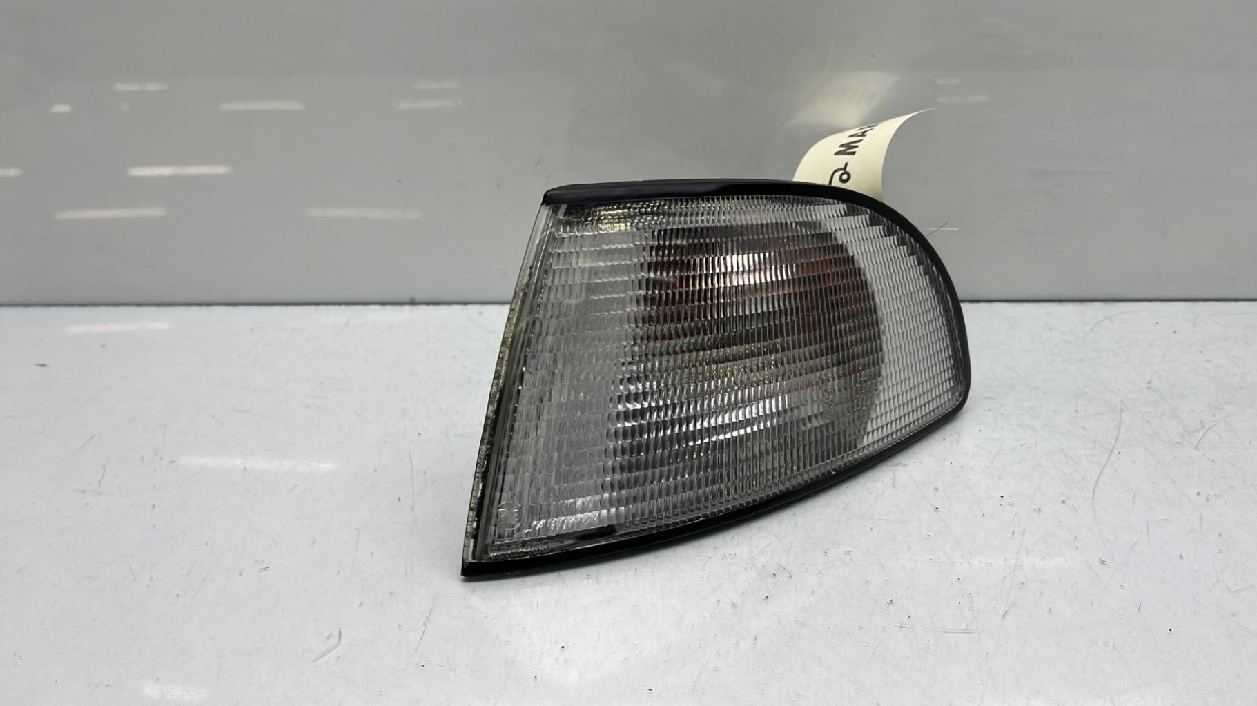 Gruppo ottico anteriore secondario sinistro (luci)(freccia) AUDI A4 1 PHASE 1 Gasolina - 1