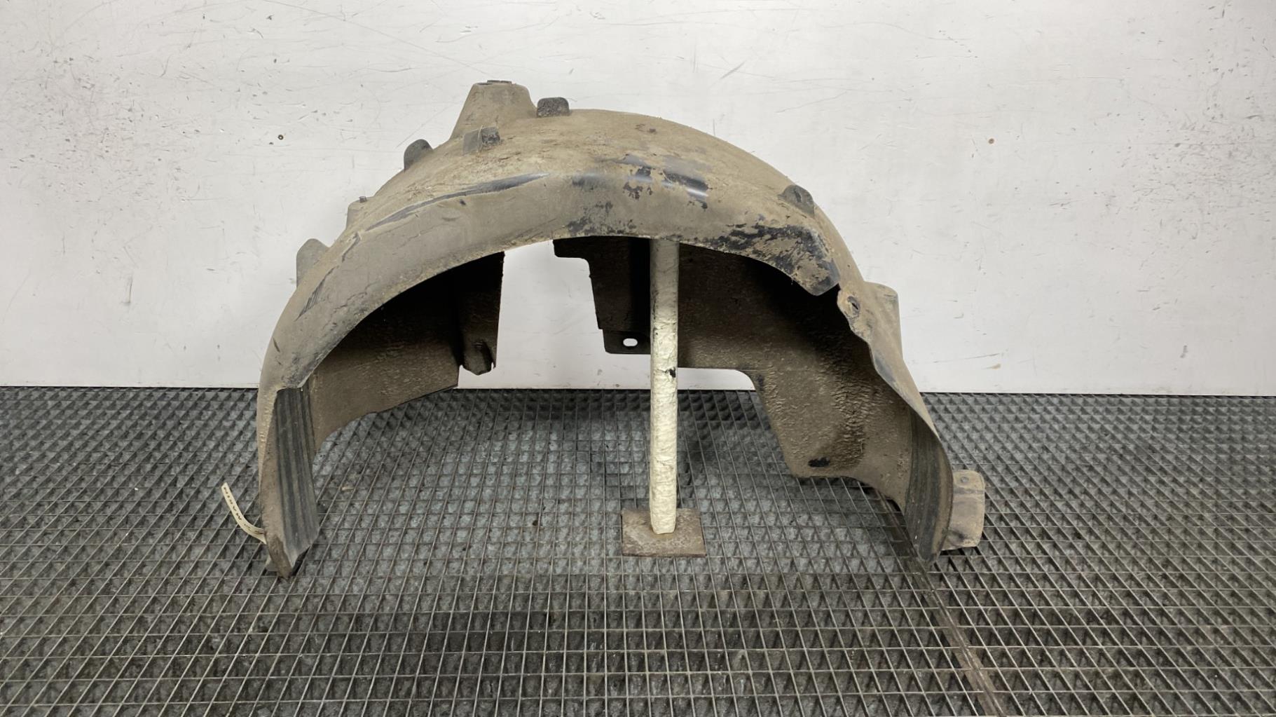 Parasale posteriore sinistro PEUGEOT 208 1 PHASE 2 Diésel - 1