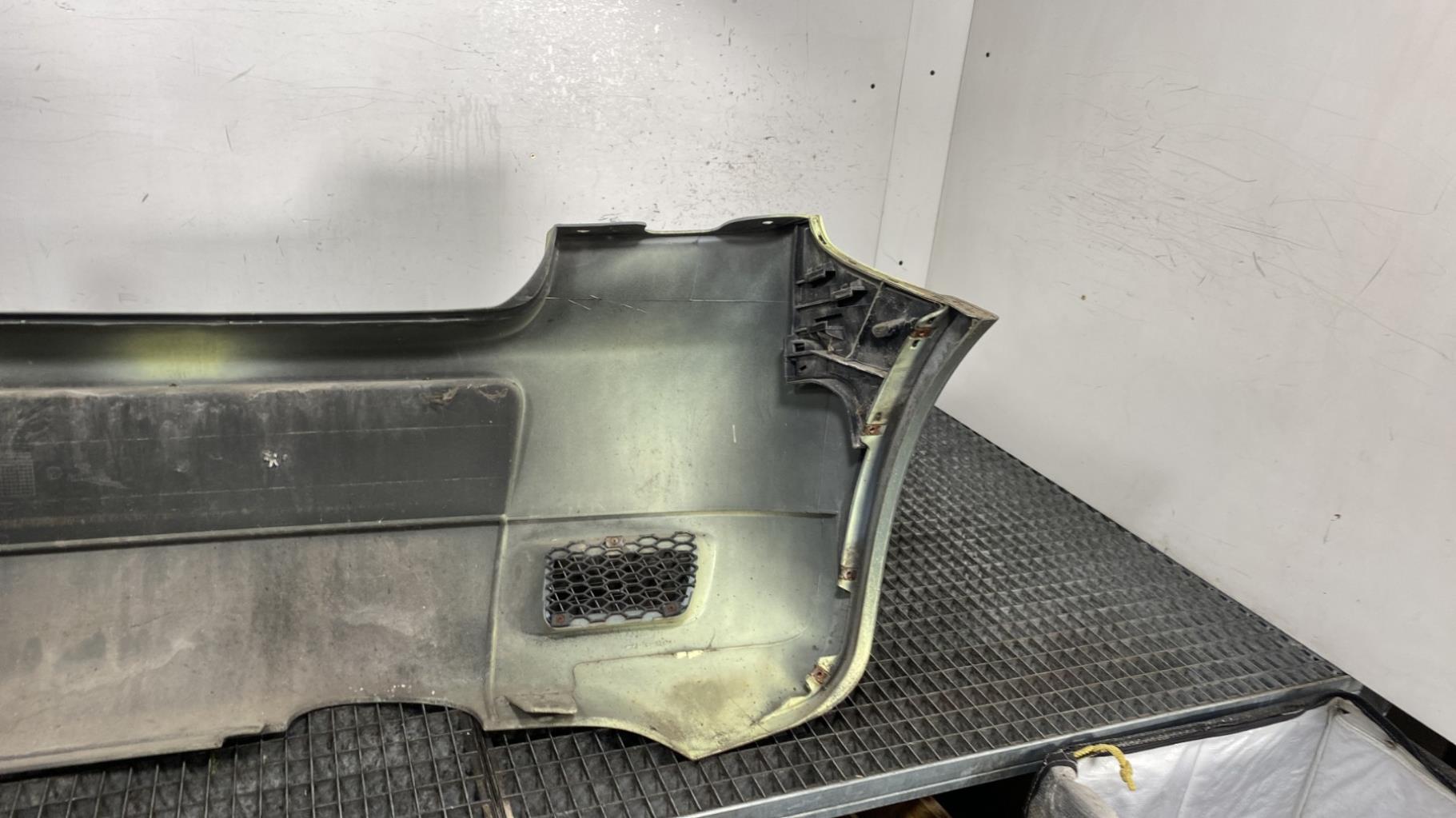 Paraurti posteriore VOLKSWAGEN POLO 4 PHASE 1 Diésel - 1