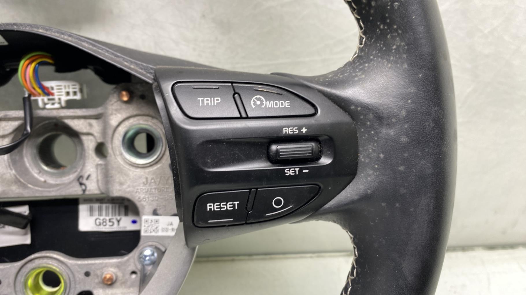 Volant KIA PICANTO 3 PHASE 1 Essence - 1