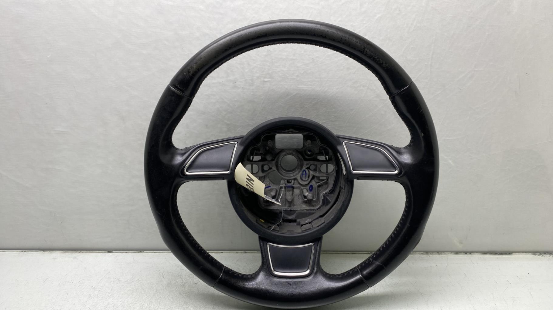 Volant AUDI A1 1 PHASE 1 Diesel - 1