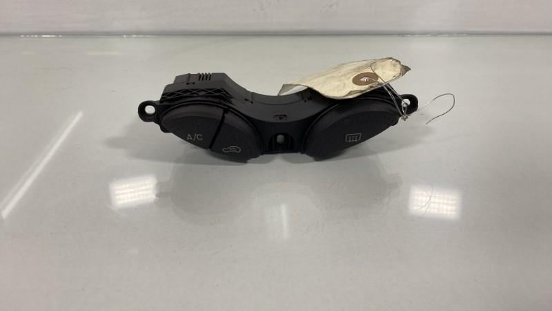 Bouton/Interrupteur FORD FOCUS 1  - 1