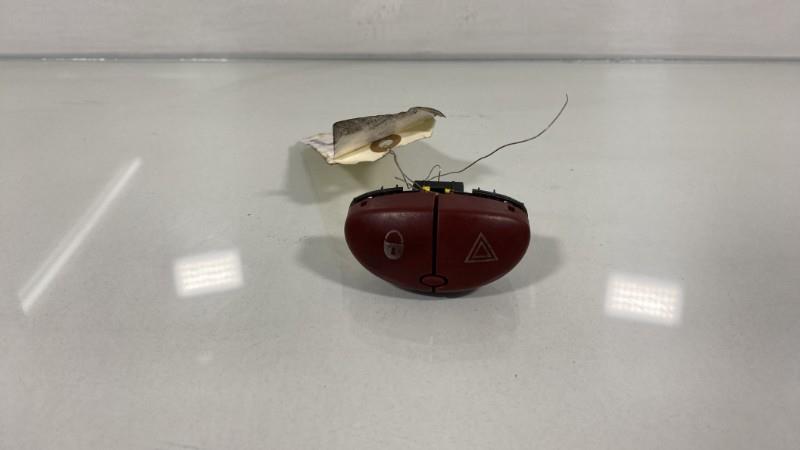 Bouton de warning PEUGEOT 206 PHASE 2 Diesel - 1