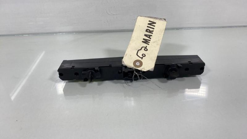 Bouton de warning OPEL ZAFIRA B PHASE 1 Diesel - 1