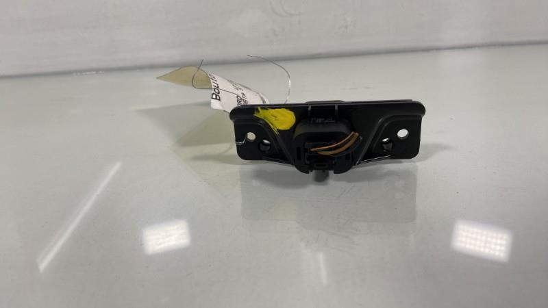 Bouton de warning FORD FIESTA 5 PHASE 2  - 1