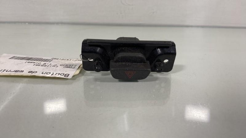 Bouton de warning FORD FIESTA 5 PHASE 2 Diesel - 1