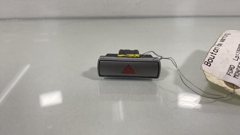 Bouton de warning FORD MONDEO 3 PHASE 1 BREAK Essence - 1