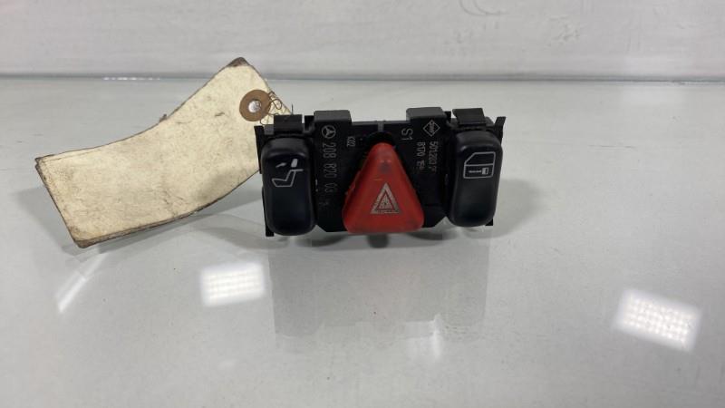 Bouton de warning MERCEDES CLASSE E 210 PHASE 1 Diesel - 1