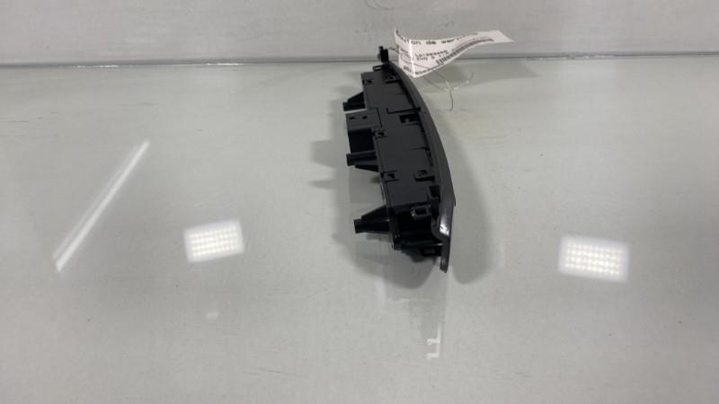 Interruttore luci emergenza FIAT PUNTO EVO 3 Gasolina/GLP - 1