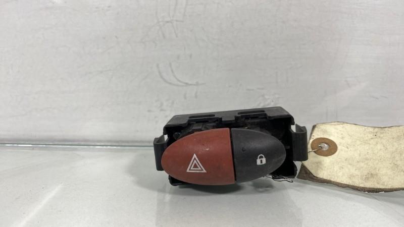 Bouton de warning RENAULT TWINGO 2 PHASE 1 Essence - 1