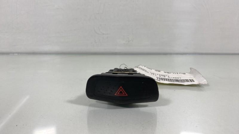 Bouton de warning NISSAN PRIMERA 3 Diesel - 1