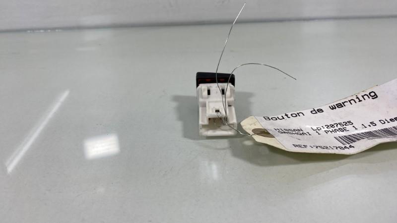 Interruttore luci emergenza NISSAN QASHQAI 1 PHASE 1 Diésel - 1