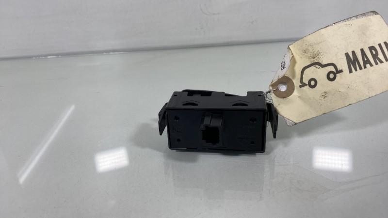 Bouton de warning DACIA SANDERO 2 PHASE 2 Essence - 1