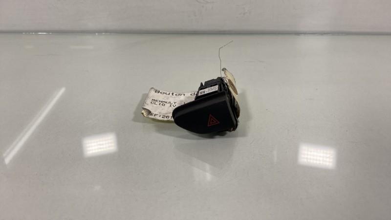 Bouton de warning RENAULT CLIO 4 PHASE 1 Diesel - 1