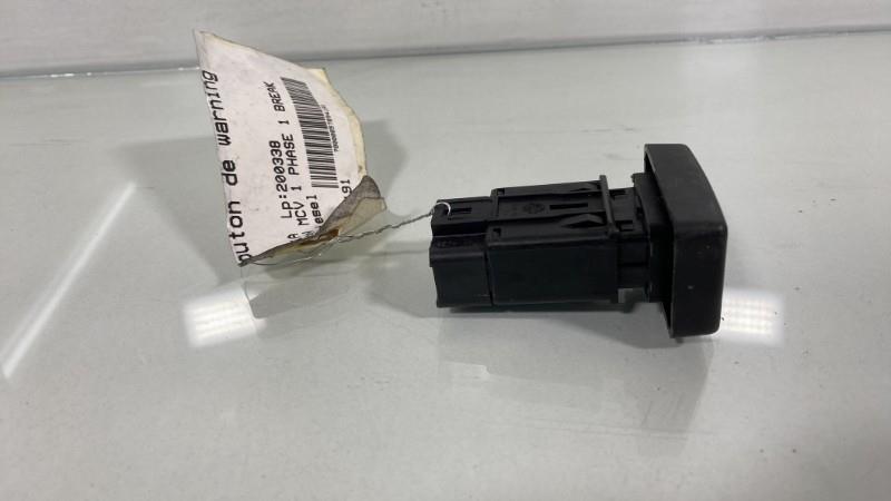 Bouton de warning DACIA LOGAN MCV 1 PHASE 1 BREAK Diesel - 1