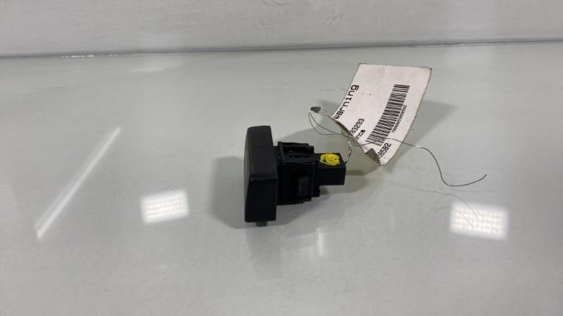 Bouton de warning NISSAN PIXO Essence - 1