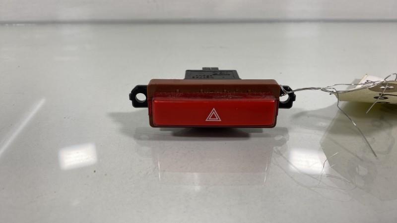 Bouton de warning HONDA FR-V Diesel - 1