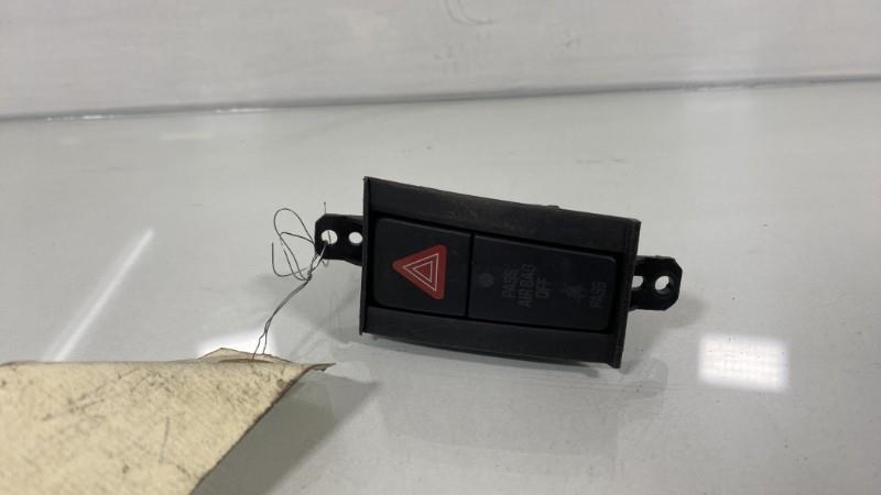 Bouton de warning SUZUKI SWIFT 4 Diesel - 1
