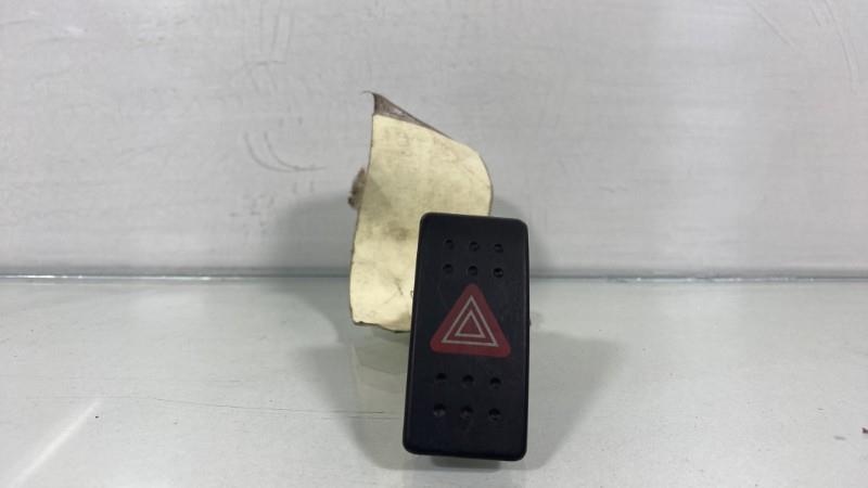 Bouton de warning SUZUKI SWIFT 3 Diesel - 1