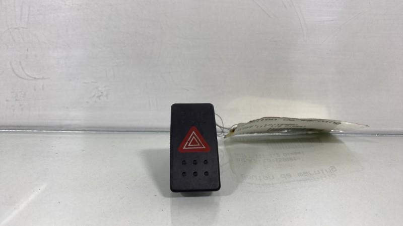 Bouton de warning SUZUKI SWIFT 3 Diesel - 1