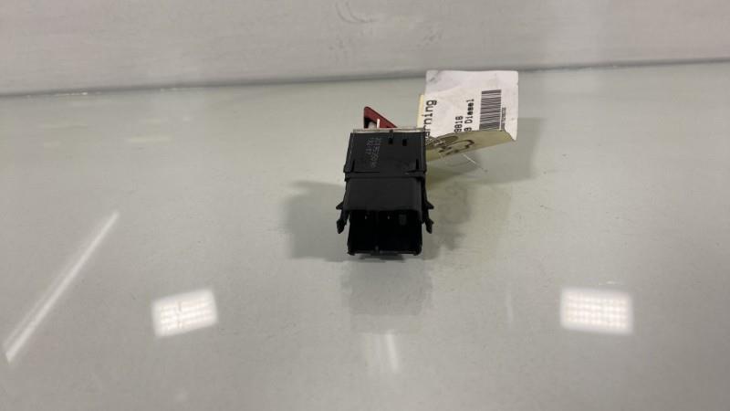 Bouton de warning VOLKSWAGEN PASSAT 5 BREAK Diesel - 1