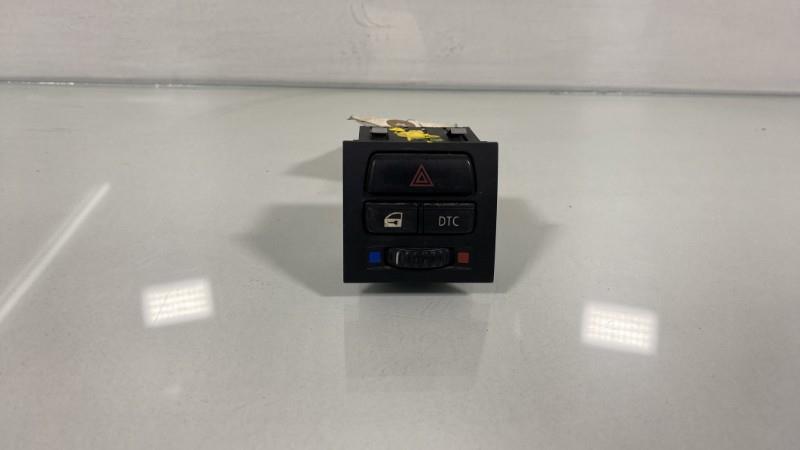 Bouton de warning BMW SERIE 3 E91 TOURING PHASE 1 BREAK Diesel - 1
