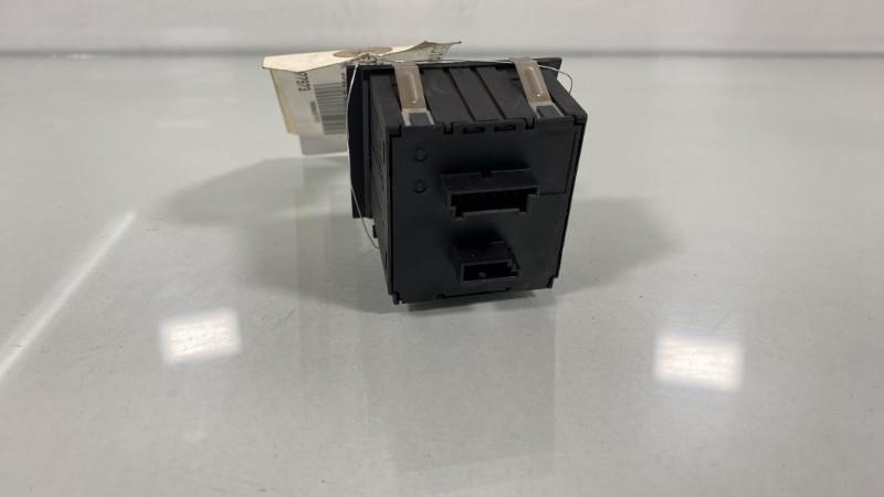 Bouton de warning BMW SERIE 3 E91 TOURING PHASE 1 BREAK Diesel - 1