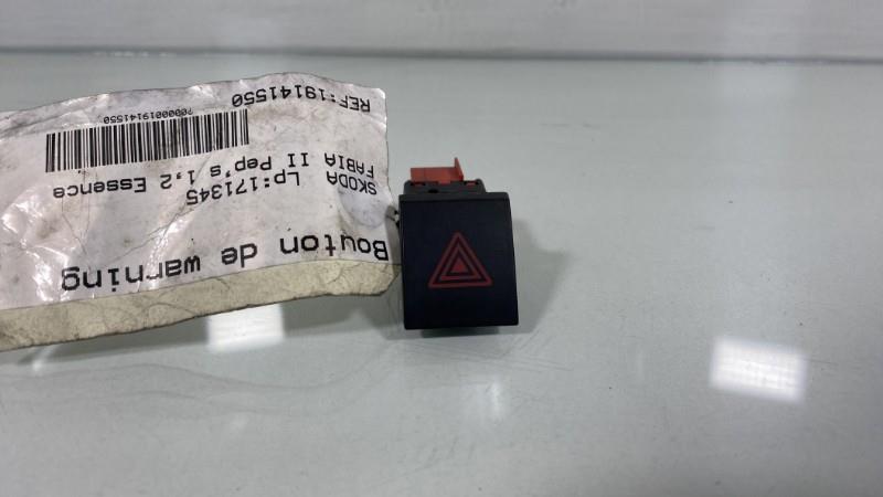 Bouton de warning SKODA FABIA 2 PHASE 2 Essence - 1