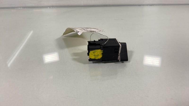 Bouton de warning VOLKSWAGEN GOLF PLUS PHASE 2 Diesel - 1