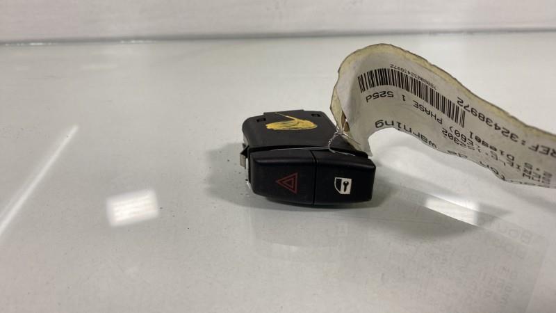 Bouton de warning BMW SERIE 5 E60 PHASE 2 Diesel - 1
