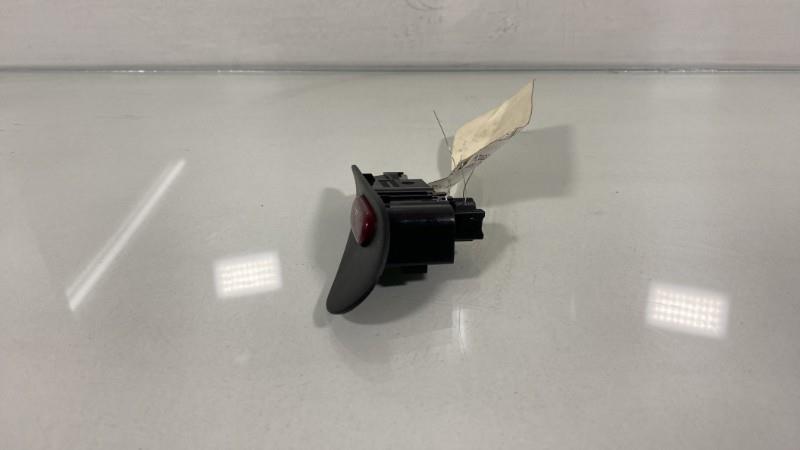 Bouton de warning PEUGEOT 406 COUPE Diesel - 1