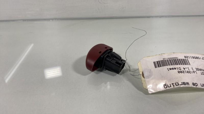 Bouton de warning PEUGEOT 206 PHASE 1 Diesel - 1