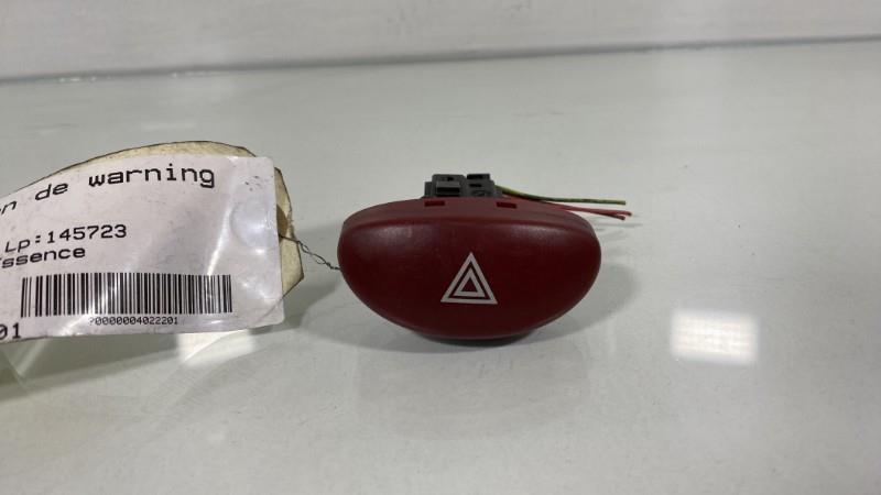 Bouton de warning PEUGEOT 206 PHASE 1 Essence - 1