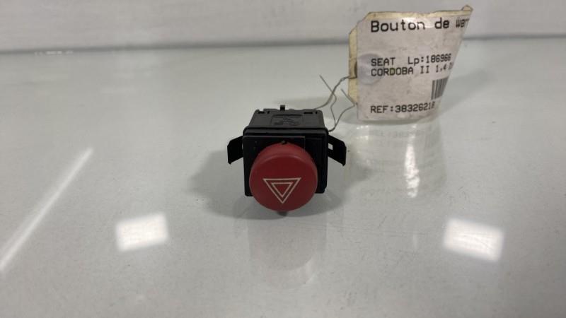 Bouton de warning SEAT CORDOBA 2 Diesel - 1