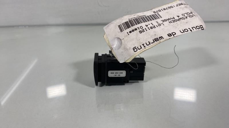 Bouton de warning VOLKSWAGEN POLO 4 PHASE 1 Diesel - 1