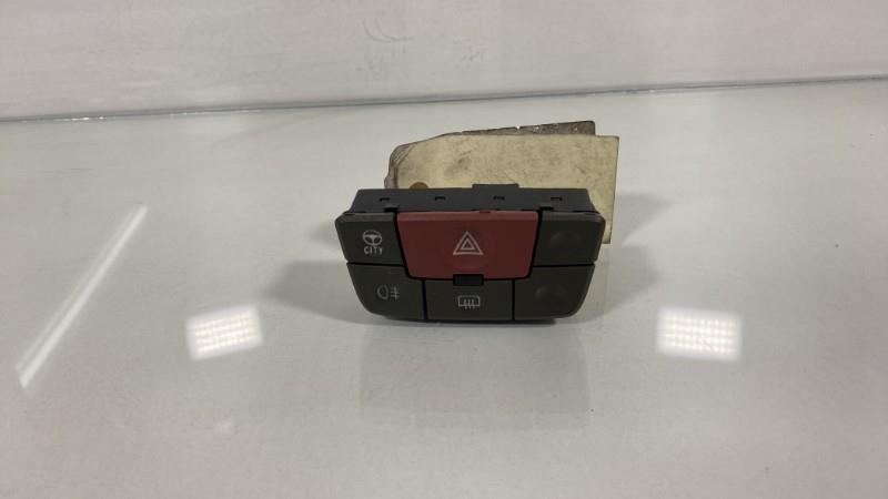 Bouton de warning FIAT PANDA 2 PHASE 1 Essence - 1