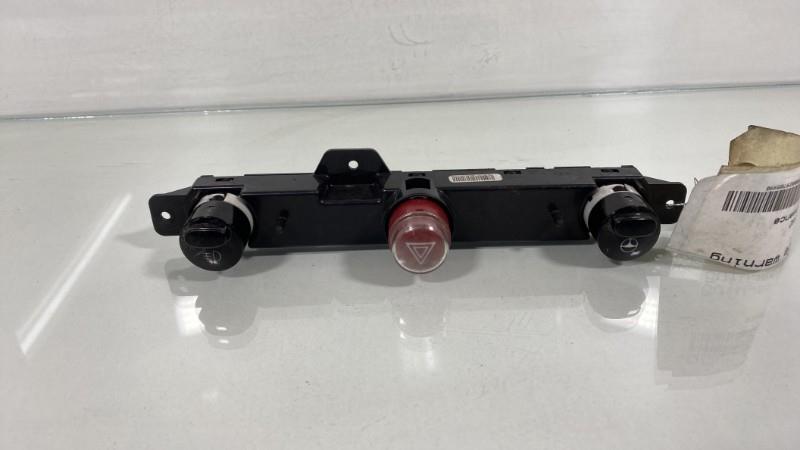 Bouton de warning FIAT 500 2 PHASE 1 Essence - 1