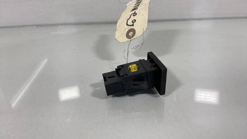 Interruttore luci emergenza VOLKSWAGEN TOUAREG 1 PHASE 1 Diésel - 1